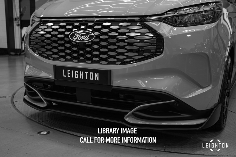 Ford Transit Custom 64 - Large 11