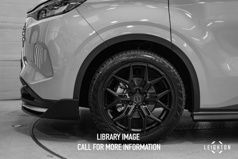 Ford Transit Custom 64 - Large 12