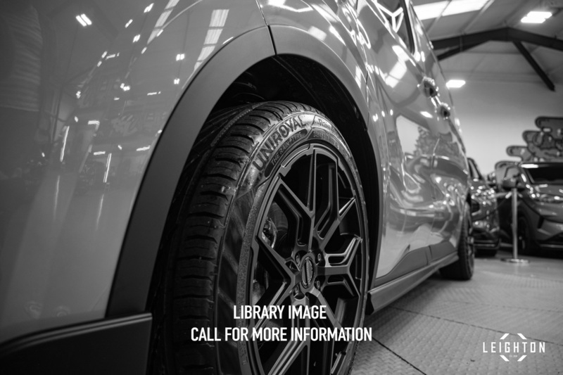 Ford Transit Custom 64 - Large 13