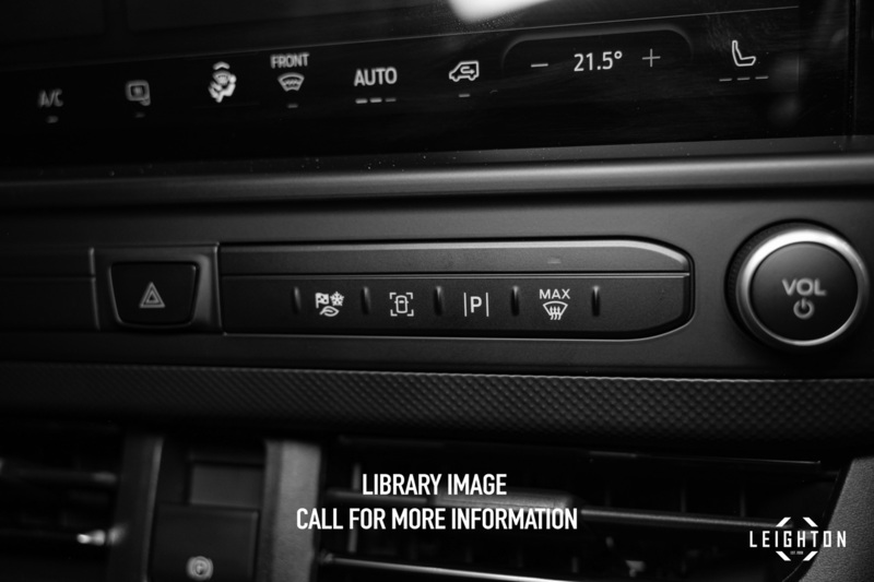 Ford Transit Custom 64 - Large 36