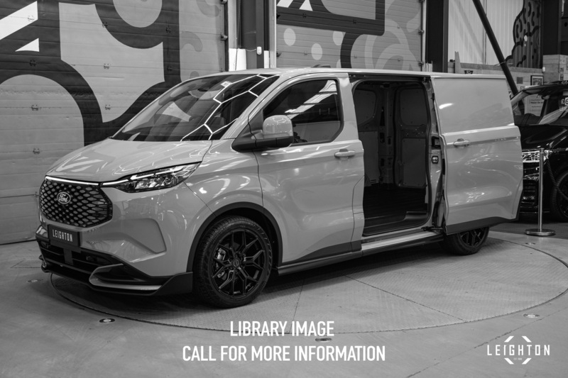 Ford Transit Custom 64 - Large 50