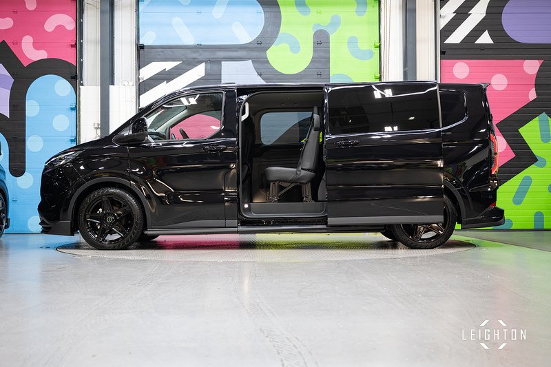 Ford Transit Custom E-Transit Double Cab 320 136PS L2 H1 Limited - N6104