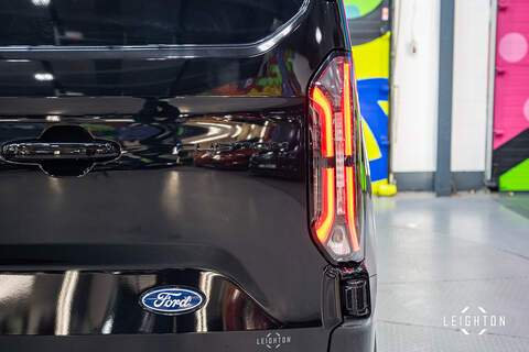 Ford Transit Custom E-Transit Double Cab 320 136PS L2 H1 Limited - N6104