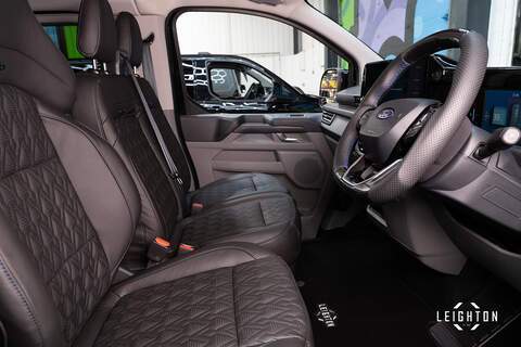 Ford Transit Custom E-Transit Double Cab 320 136PS L2 H1 Limited - N6104