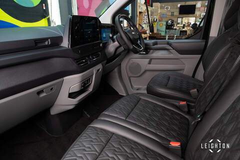 Ford Transit Custom E-Transit Double Cab 320 136PS L2 H1 Limited - N6104