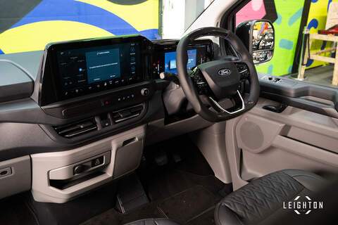 Ford Transit Custom E-Transit Double Cab 320 136PS L2 H1 Limited - N6104