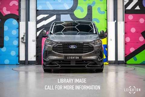 320 Limited Dciv L2 H1 Double Cab 2.5 Automatic Petrol Hybrid 