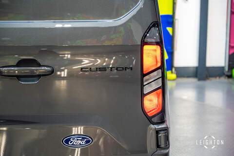 Ford Transit Custom 2.5 320 PHEV 232ps Auto Double Cab L2 H1 - N5225