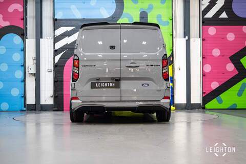 Ford Transit Custom 2.5 320 PHEV 232ps Auto Double Cab L2 H1 - N5222