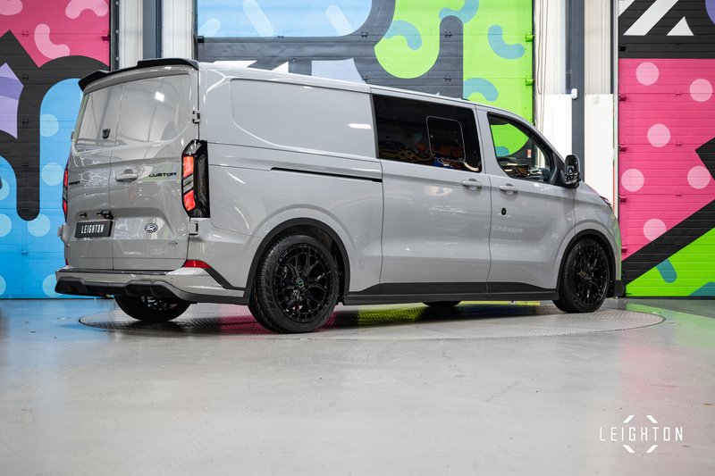 Ford Transit Custom 2.5 320 PHEV 232ps Auto Double Cab L2 H1 - N5222
