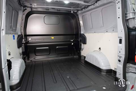 Ford Transit Custom 2.5 320 PHEV 232ps Auto Double Cab L2 H1 - N5222