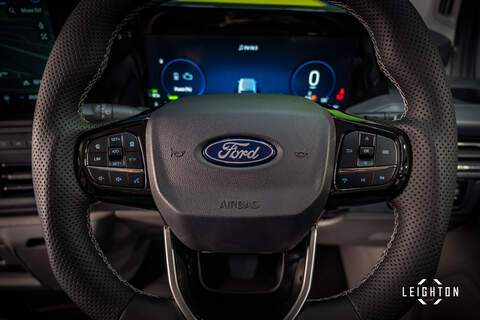 Ford Transit Custom 2.5 320 PHEV 232ps Auto Double Cab L2 H1 - N5222