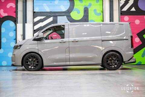 Volkswagen Transporter 2.0 T32 Diesel 150PS Auto 4MOTION Panel Van SWB - N5277