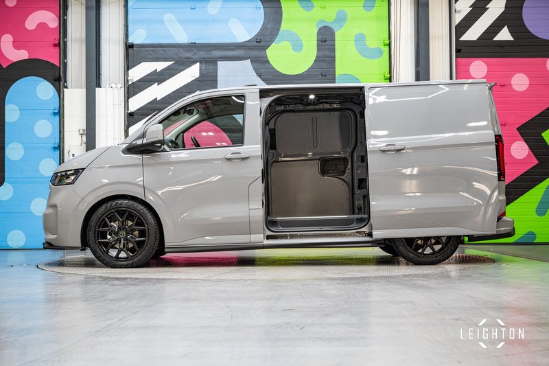 Volkswagen Transporter 2.0 T32 Diesel 150PS Auto 4MOTION Panel Van SWB - N5277