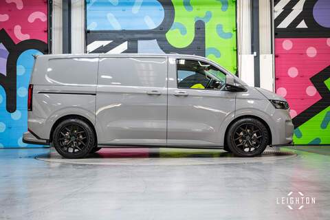 Volkswagen Transporter 2.0 T32 Diesel 150PS Auto 4MOTION Panel Van SWB - N5277