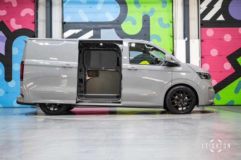 Volkswagen Transporter 2.0 T32 Diesel 150PS Auto 4MOTION Panel Van SWB - N5277