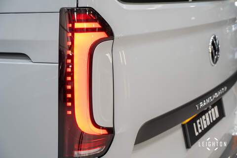 Volkswagen Transporter 2.0 T32 Diesel 150PS Auto 4MOTION Panel Van SWB - N5277