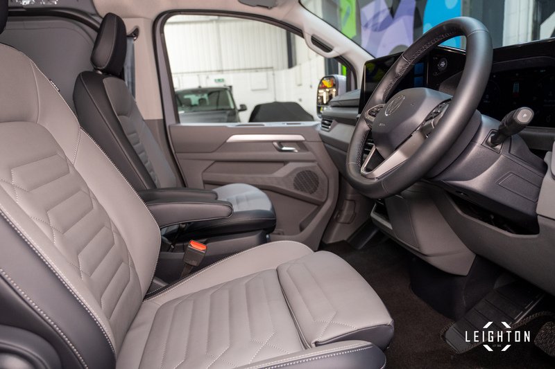 Volkswagen Transporter 2.0 T32 Diesel 150PS Auto 4MOTION Panel Van SWB - N5277