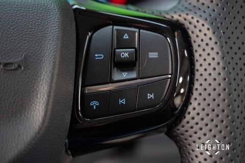 Ford Tourneo Custom 2.5 340 PHEV 232ps Auto 9 Seater L2 H1 - N5458