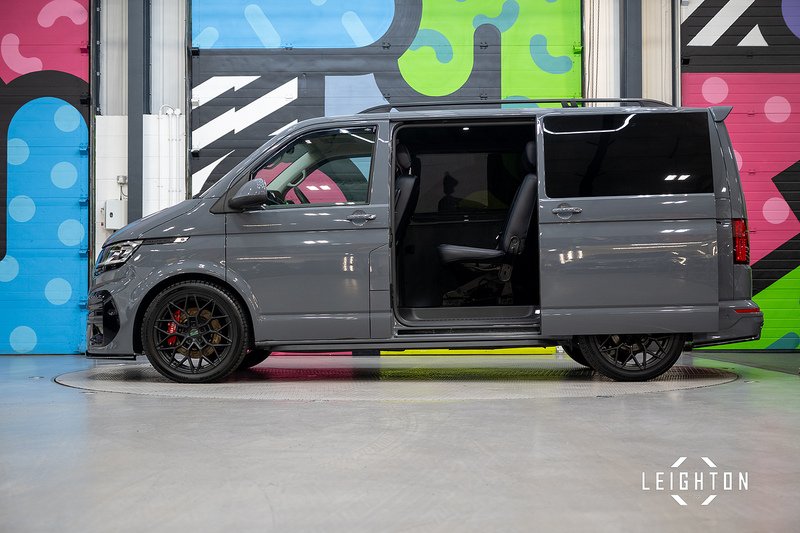 Volkswagen Transporter 2.0 BiTDi T32 Diesel 204ps DSG Kombi SWB - U2988