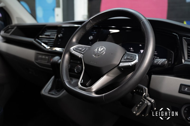 Volkswagen Transporter 2.0 BiTDi T32 Diesel 204ps DSG Kombi SWB - U2988