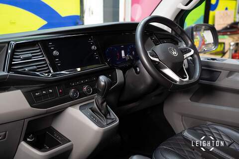 Volkswagen Transporter 2.0 BiTDi T32 Diesel 204ps DSG Kombi SWB - U2988