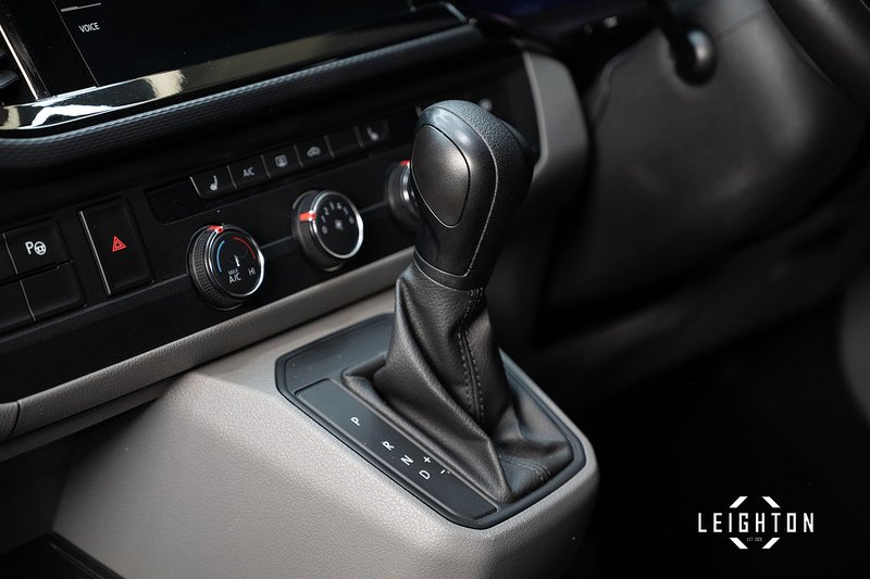 Volkswagen Transporter 2.0 BiTDi T32 Diesel 204ps DSG Kombi SWB - U2988