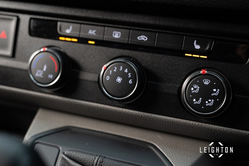 Volkswagen Transporter 2.0 BiTDi T32 Diesel 204ps DSG Kombi SWB - U2988