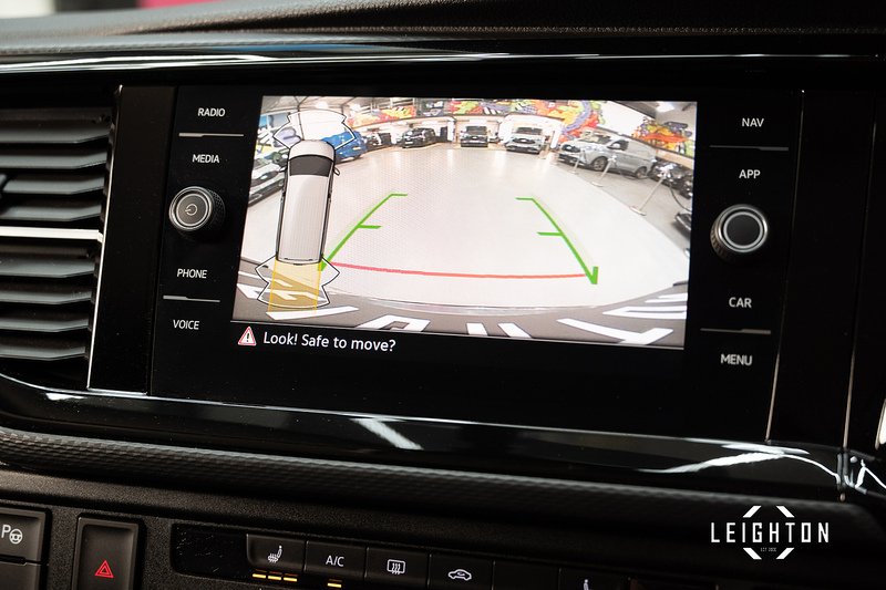 Volkswagen Transporter 2.0 BiTDi T32 Diesel 204ps DSG Kombi SWB - U2988