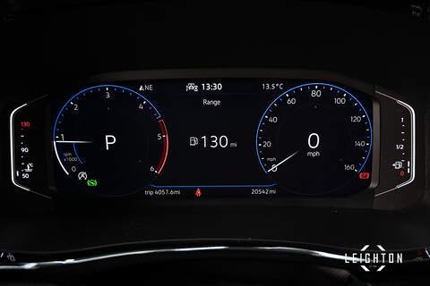 Volkswagen Transporter 2.0 BiTDi T32 Diesel 204ps DSG Kombi SWB - U2988