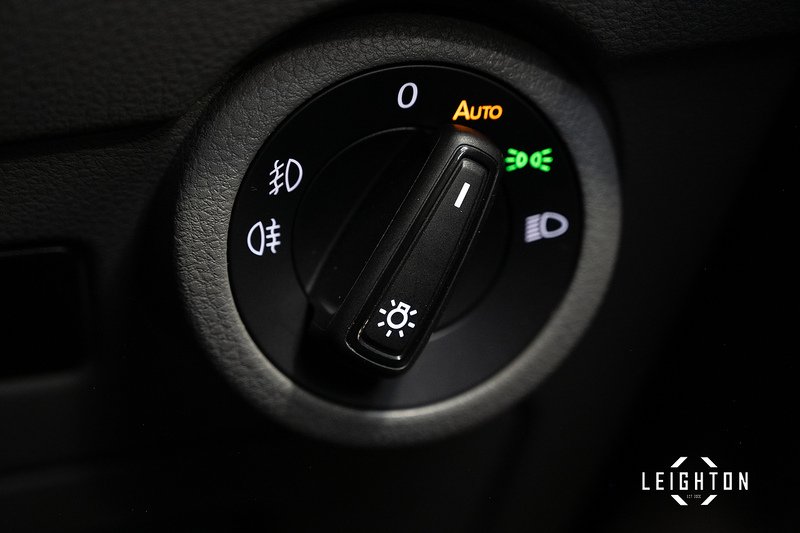 Volkswagen Transporter 2.0 BiTDi T32 Diesel 204ps DSG Kombi SWB - U2988