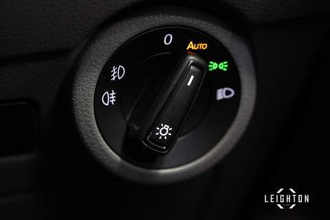 Volkswagen Transporter 2.0 BiTDi T32 Diesel 204ps DSG Kombi SWB - U2988