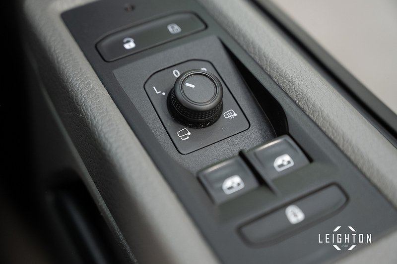 Volkswagen Transporter 2.0 BiTDi T32 Diesel 204ps DSG Kombi SWB - U2988