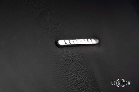 Volkswagen Transporter 2.0 BiTDi T32 Diesel 204ps DSG Kombi SWB - U2988