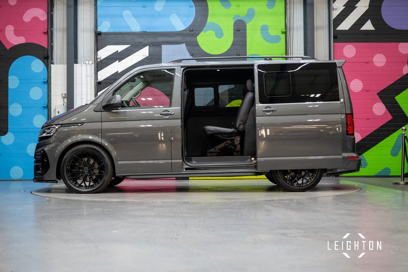 Volkswagen Transporter 2.0 T32 Diesel 150PS DSG Kombi Van SWB - U3382