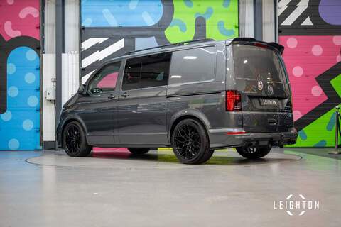 Volkswagen Transporter 2.0 T32 Diesel 150PS DSG Kombi Van SWB - U3382
