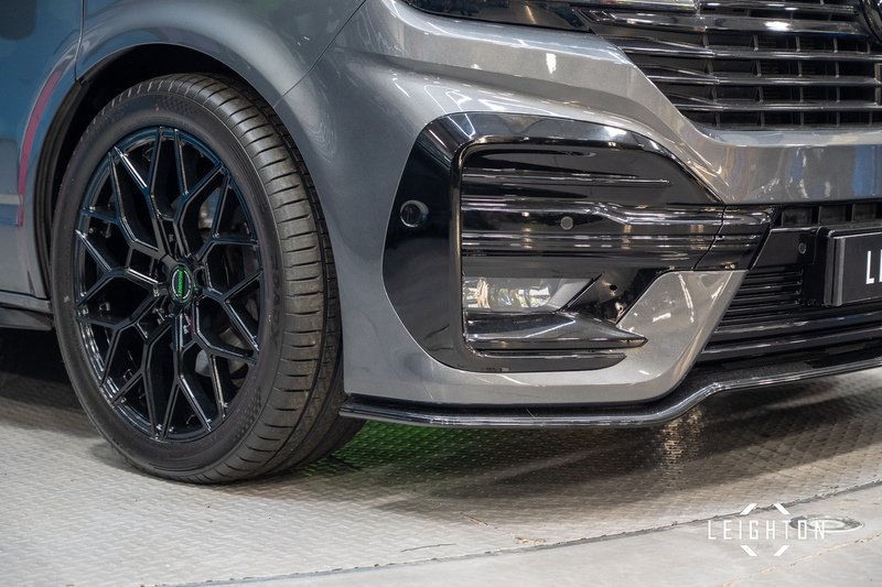 Volkswagen Transporter 2.0 T32 Diesel 150PS DSG Kombi Van SWB - U3382