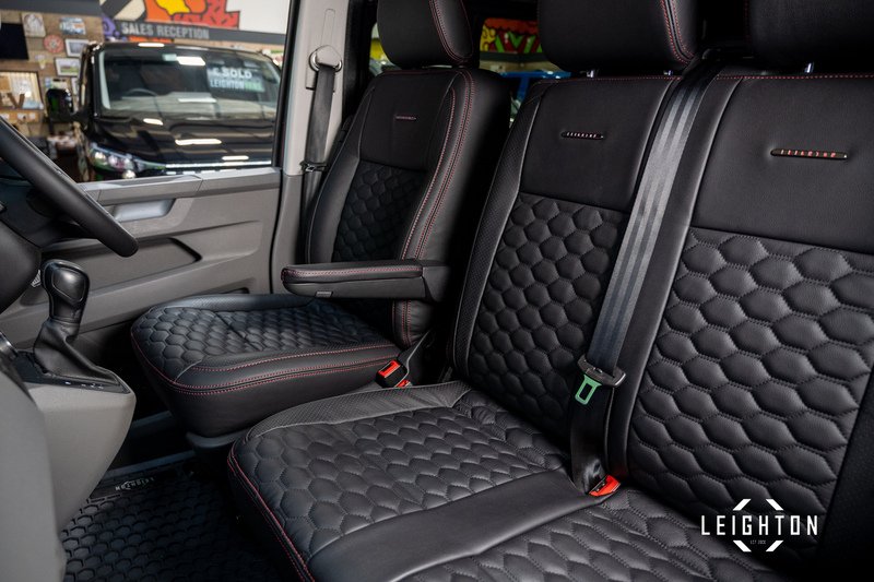 Volkswagen Transporter 2.0 T32 Diesel 150PS DSG Kombi Van SWB - U3382