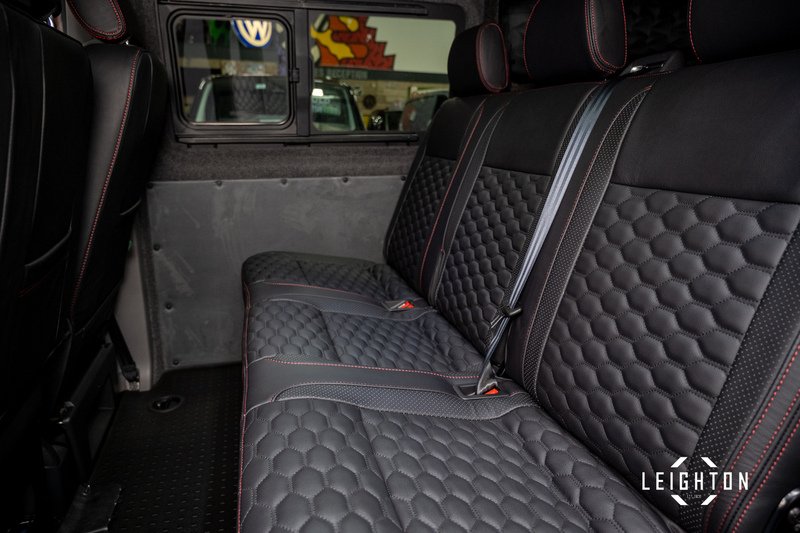 Volkswagen Transporter 2.0 T32 Diesel 150PS DSG Kombi Van SWB - U3382