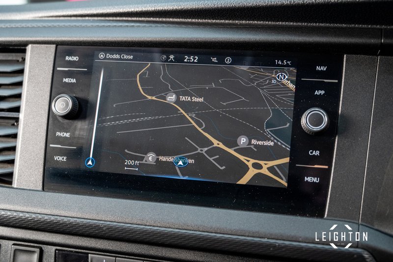 Volkswagen Transporter 2.0 T32 Diesel 150PS DSG Kombi Van SWB - U3382