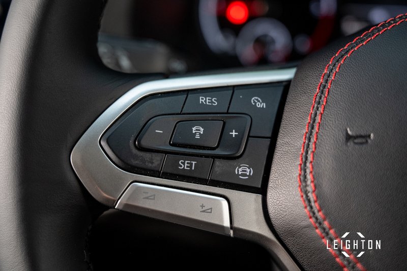 Volkswagen Transporter 2.0 T32 Diesel 150PS DSG Kombi Van SWB - U3382