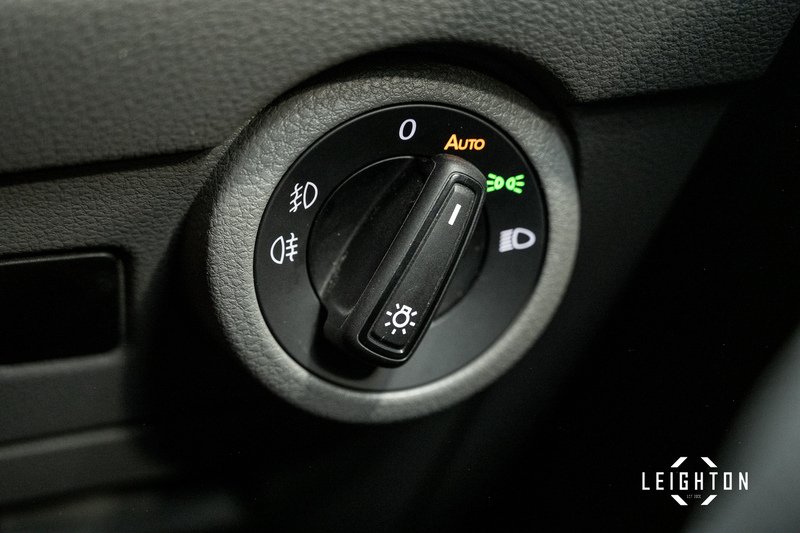 Volkswagen Transporter 2.0 T32 Diesel 150PS DSG Kombi Van SWB - U3382