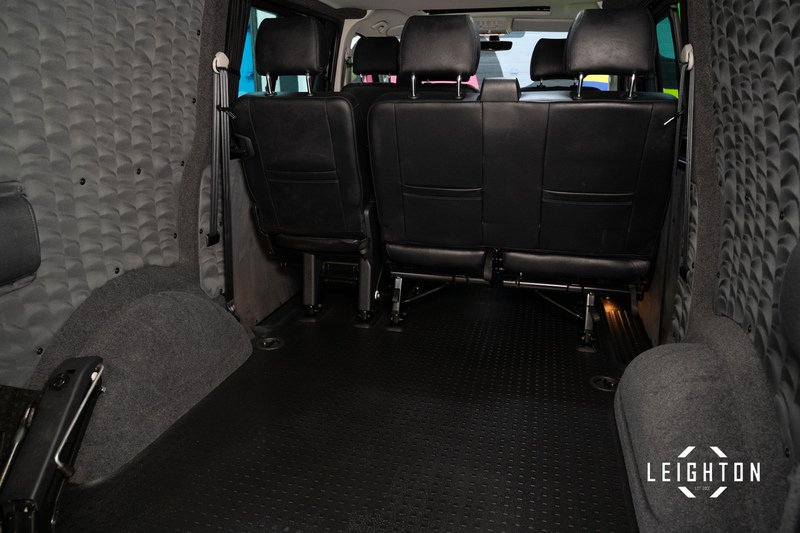 Volkswagen Transporter 2.0 T32 Diesel 204PS DSG Kombi Van SWB - U15063