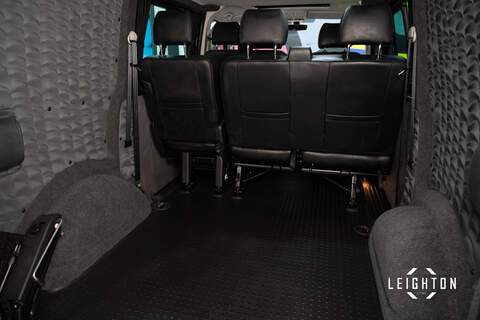 Volkswagen Transporter 2.0 T32 Diesel 204PS DSG Kombi Van SWB - U15063