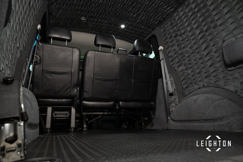 Volkswagen Transporter 2.0 T32 Diesel 204PS DSG Kombi Van SWB - U15063