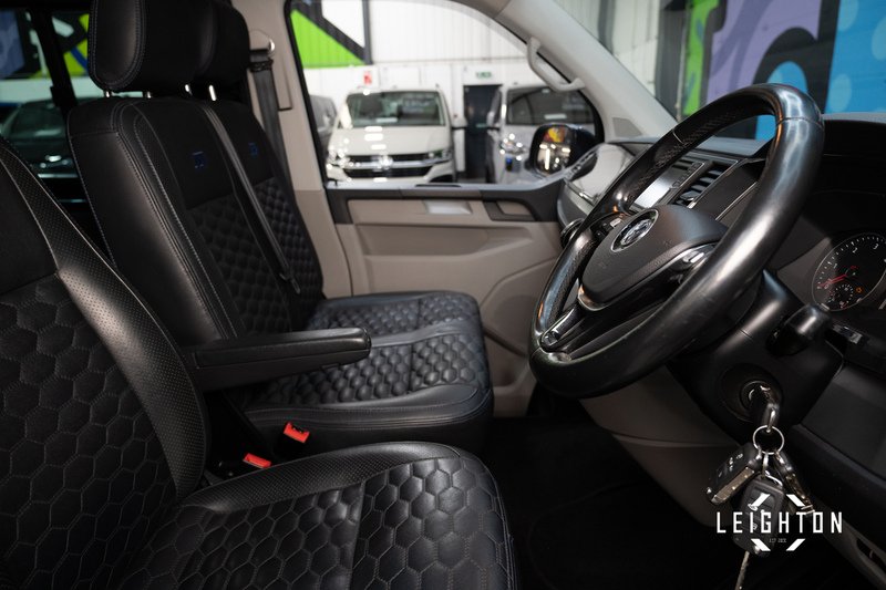 Volkswagen Transporter 2.0 T32 Diesel 204PS DSG Kombi Van SWB - U15063