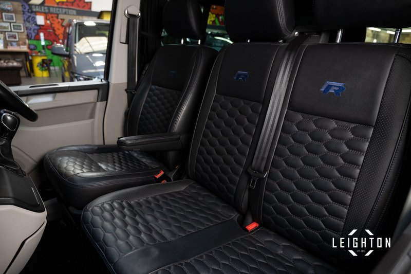 Volkswagen Transporter 2.0 T32 Diesel 204PS DSG Kombi Van SWB - U15063