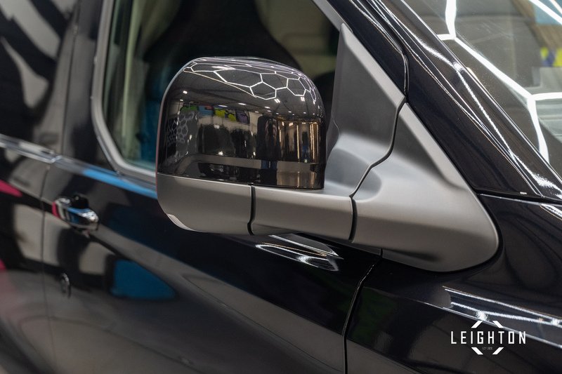 Ford Transit Custom 2.5 320 PHEV 232ps AUTO PANEL VAN L1 H1 - U5509