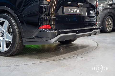 Ford Transit Custom 2.5 320 PHEV 232ps AUTO PANEL VAN L1 H1 - U5509