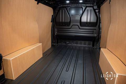 Ford Transit Custom 2.5 320 PHEV 232ps AUTO PANEL VAN L1 H1 - U5509